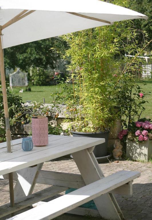 Les Petites Mirabelles Acomodação com café da manhã Noyers-sur-Cher Exterior foto