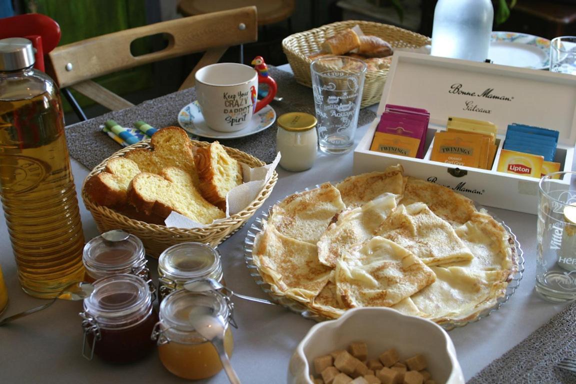 Les Petites Mirabelles Acomodação com café da manhã Noyers-sur-Cher Exterior foto